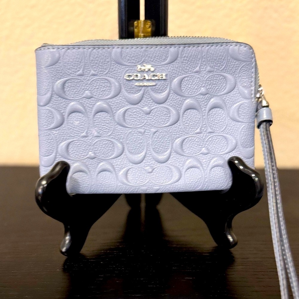 Springtime Coach Signature Leather Corner Zip Wristlet (Twilight) - NWOT - Picture 12 of 13